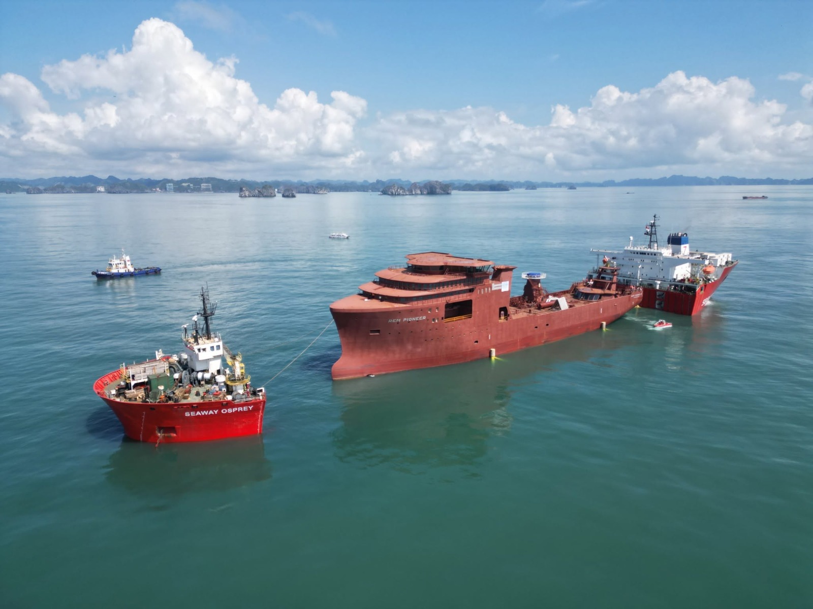Tug & Vessel Towing
